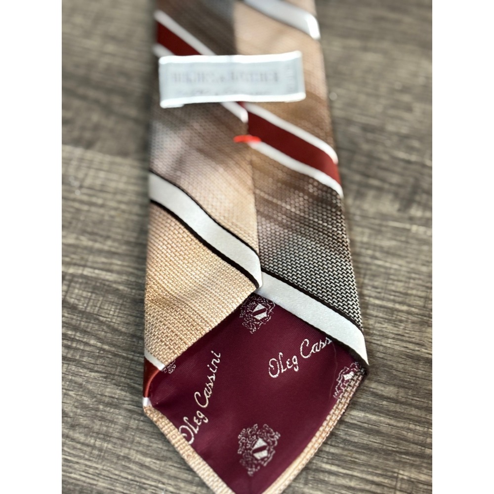Oleg Cassini Mens‎ Silk Necktie Hughes & Hatcher Burma Brown Red Striped Tie